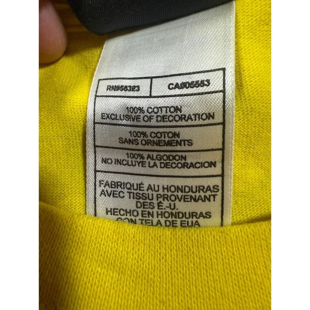 Vintage Jordan Brand Flight Michael Jordan T-Shirt Yellow Mens XXL Tee 90s‎